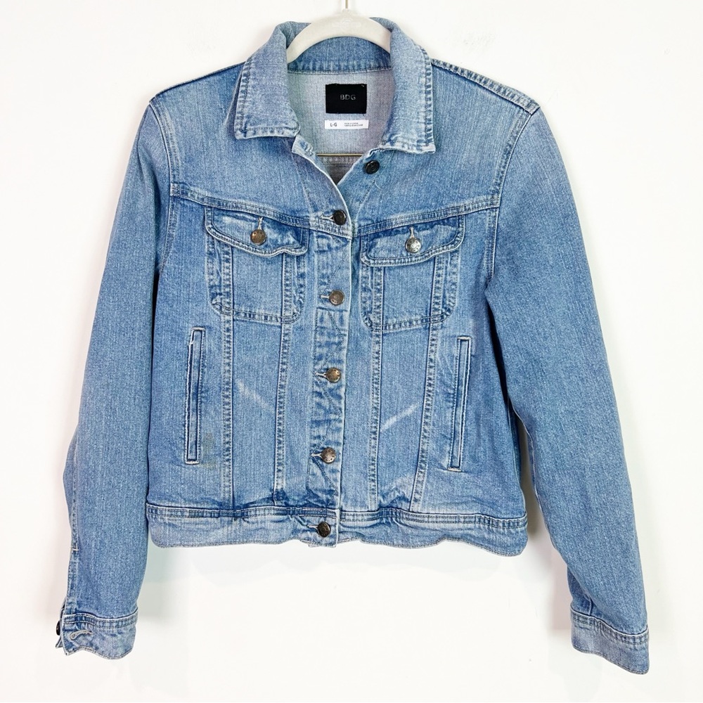 BDG URBAN OUTFITTERS DENIM JEAN BUTTON FRONT TRUCKER JACKET SZ LARGE